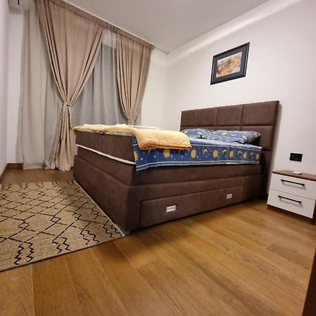 Fantastic New Centre Apartment Podgorica Extérieur photo