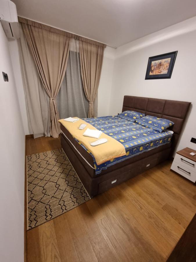 Fantastic New Centre Apartment Podgorica Extérieur photo