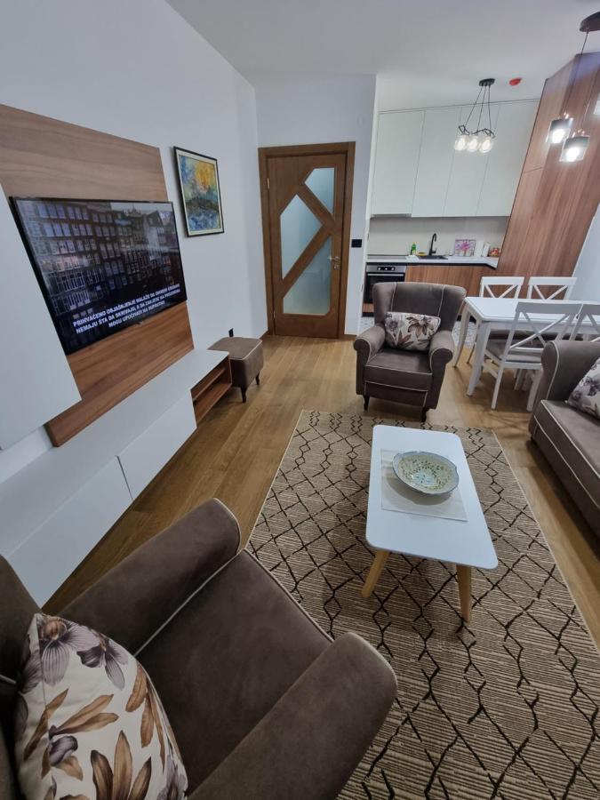 Fantastic New Centre Apartment Podgorica Extérieur photo